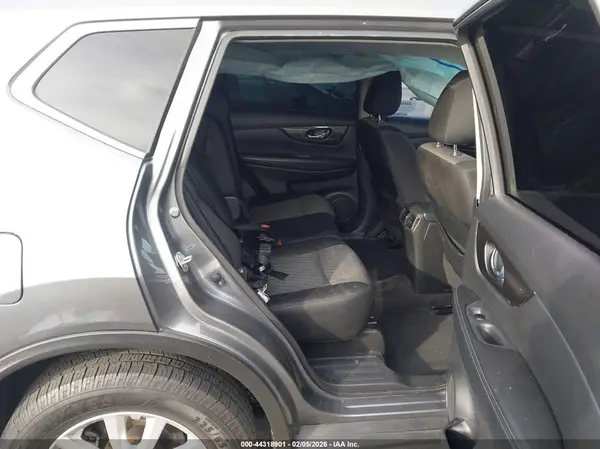 JN8AT2MT7KW264848 2019 NISSAN ROGUE - Image 8