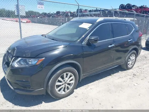 JN8AT2MT7KW266552 2019 NISSAN ROGUE - Image 2