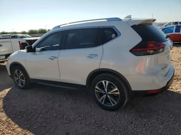 JN8AT2MT7KW268219 2019 NISSAN ROGUE - Image 2