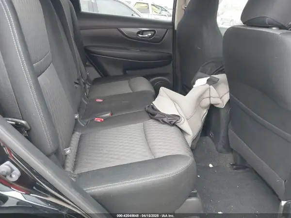 JN8AT2MT7KW268351 2019 NISSAN ROGUE - Image 8