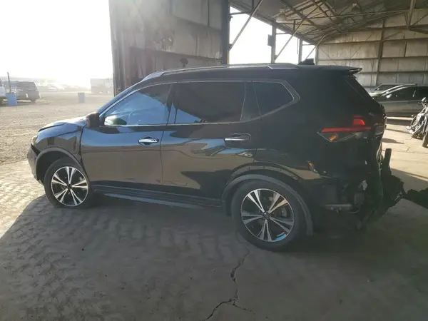 JN8AT2MT7KW268589 2019 NISSAN ROGUE - Image 2