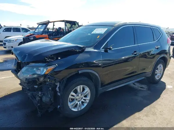 JN8AT2MT7KW503749 2019 NISSAN ROGUE - Image 2