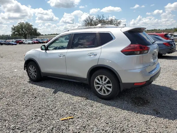 JN8AT2MT7LW000806 2020 NISSAN ROGUE - Image 2