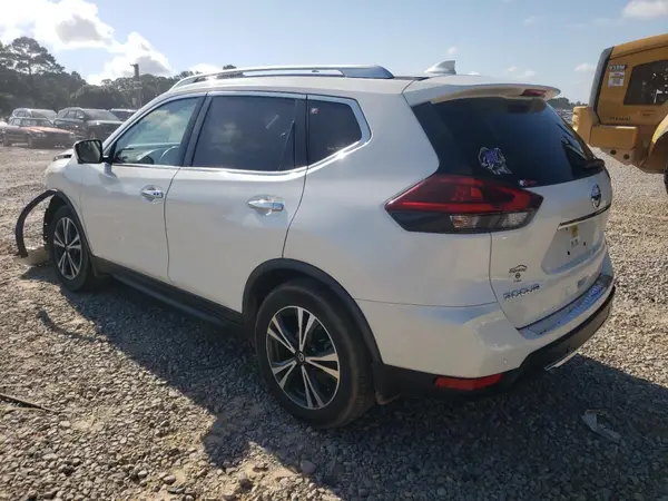 JN8AT2MT7LW008971 2020 NISSAN ROGUE - Image 2