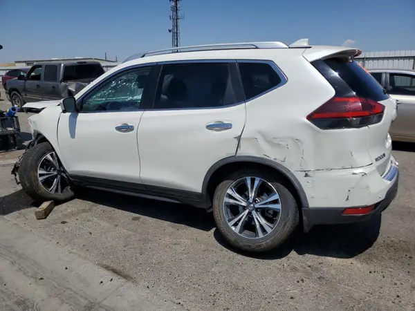 JN8AT2MT7LW012244 2020 NISSAN ROGUE - Image 2