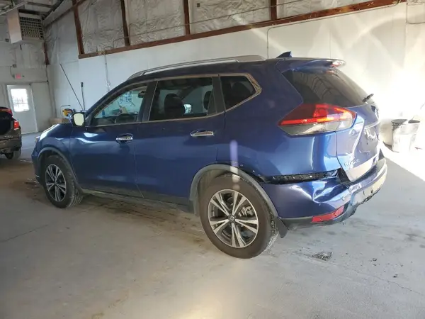 JN8AT2MT7LW016892 2020 NISSAN ROGUE - Image 2