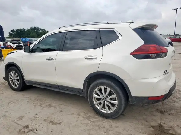 JN8AT2MT7LW032977 2020 NISSAN ROGUE - Image 2