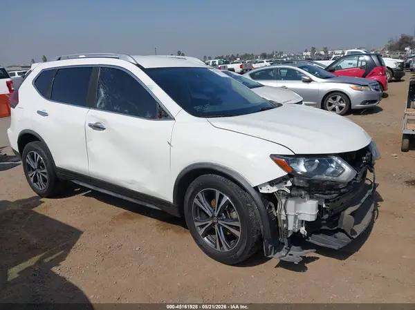 JN8AT2MT7LW039203 2020 NISSAN ROGUE - Image 1