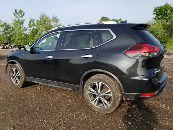 JN8AT2MT7LW039976 2020 NISSAN ROGUE - Image 2