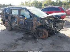 JN8AT2MT8GW004045 2016 NISSAN ROGUE