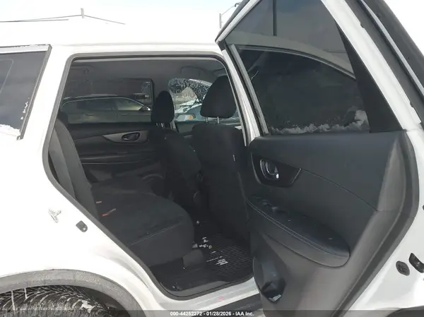 JN8AT2MT8GW010024 2016 NISSAN ROGUE - Image 8