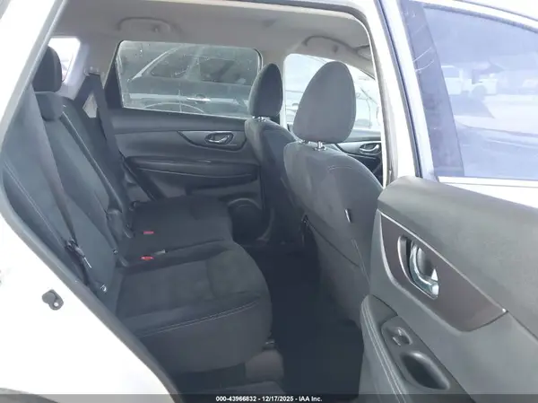 JN8AT2MT8GW012307 2016 NISSAN ROGUE - Image 8