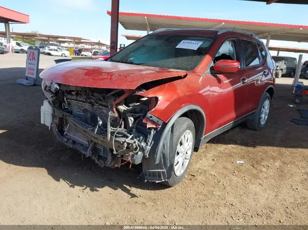 JN8AT2MT8GW017779 2016 NISSAN ROGUE - Image 2