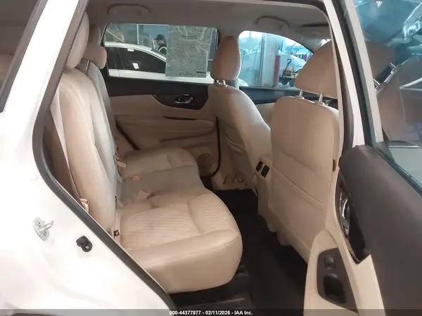 JN8AT2MT8HW130147 2017 NISSAN ROGUE - Image 8