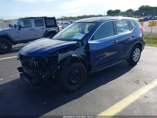 JN8AT2MT8HW131279 2017 NISSAN ROGUE - Image 2