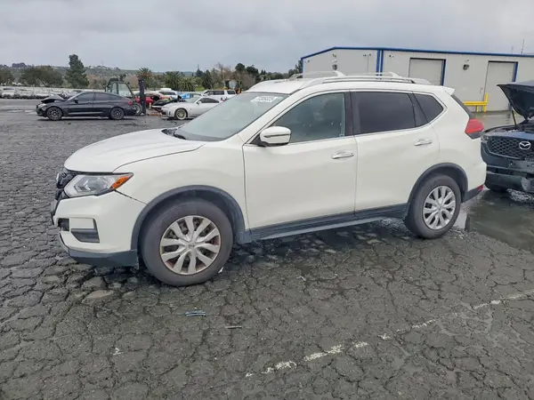 JN8AT2MT8HW132111 2017 NISSAN ROGUE - Image 1