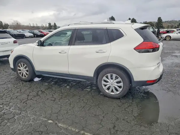 JN8AT2MT8HW132111 2017 NISSAN ROGUE - Image 2
