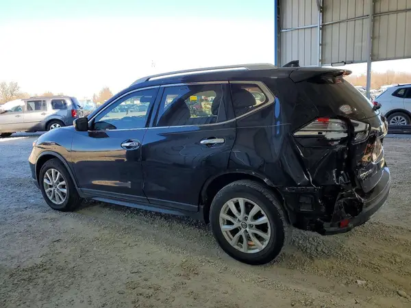 JN8AT2MT8HW135641 2017 NISSAN ROGUE - Image 2