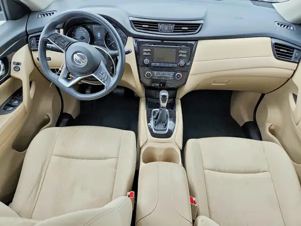 JN8AT2MT8HW137809 2017 NISSAN ROGUE - Image 8