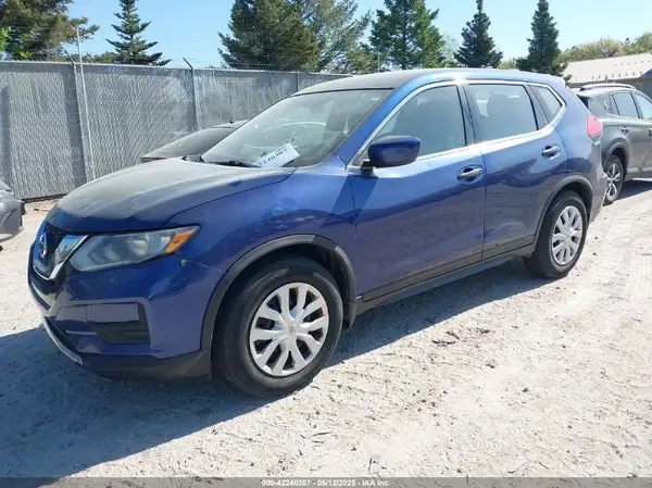 JN8AT2MT8HW138829 2017 NISSAN ROGUE - Image 2