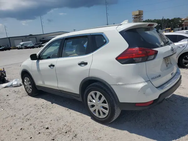 JN8AT2MT8HW141147 2017 NISSAN ROGUE - Image 2