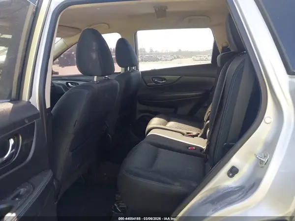 JN8AT2MT8HW142931 2017 NISSAN ROGUE - Image 8