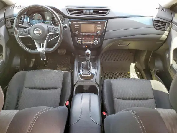 JN8AT2MT8HW144498 2017 NISSAN ROGUE - Image 8