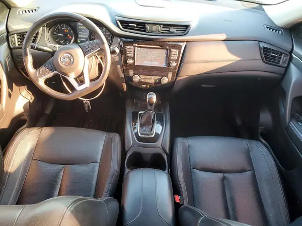 JN8AT2MT8HW144548 2017 NISSAN ROGUE - Image 8