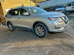 JN8AT2MT8HW145747 2017 NISSAN ROGUE