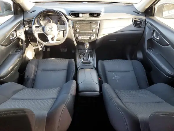 JN8AT2MT8HW146316 2017 NISSAN ROGUE - Image 8