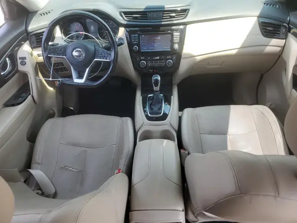 JN8AT2MT8HW150138 2017 NISSAN ROGUE - Image 8