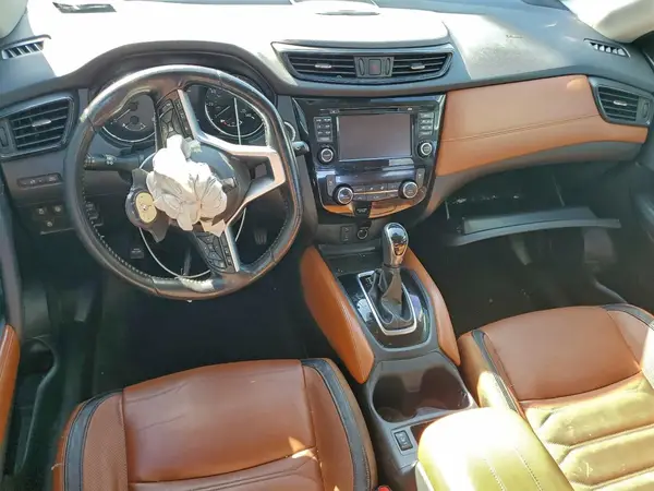 JN8AT2MT8HW150382 2017 NISSAN ROGUE - Image 8
