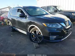 JN8AT2MT8HW150771 2017 NISSAN ROGUE