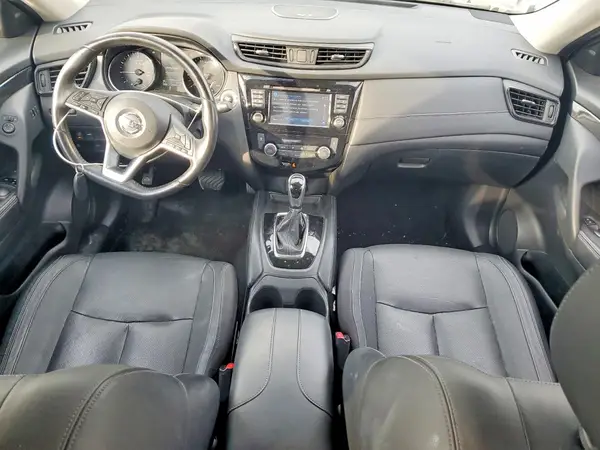 JN8AT2MT8HW151063 2017 NISSAN ROGUE - Image 8