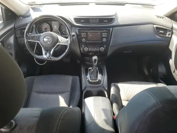 JN8AT2MT8HW151600 2017 NISSAN ROGUE - Image 8