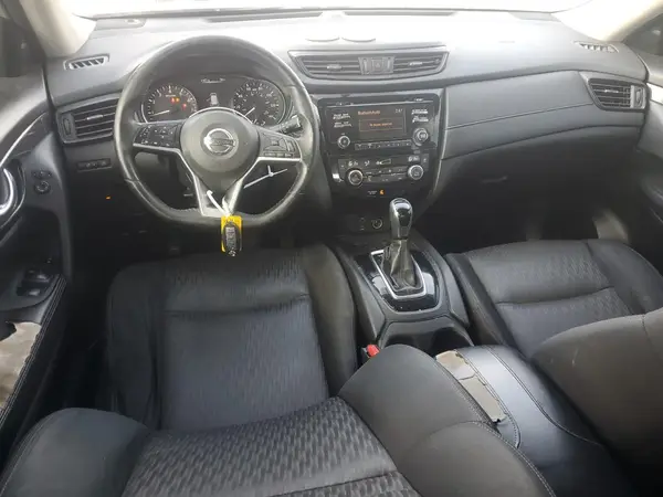 JN8AT2MT8HW153105 2017 NISSAN ROGUE - Image 8