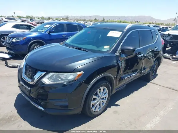 JN8AT2MT8HW153296 2017 NISSAN ROGUE - Image 2