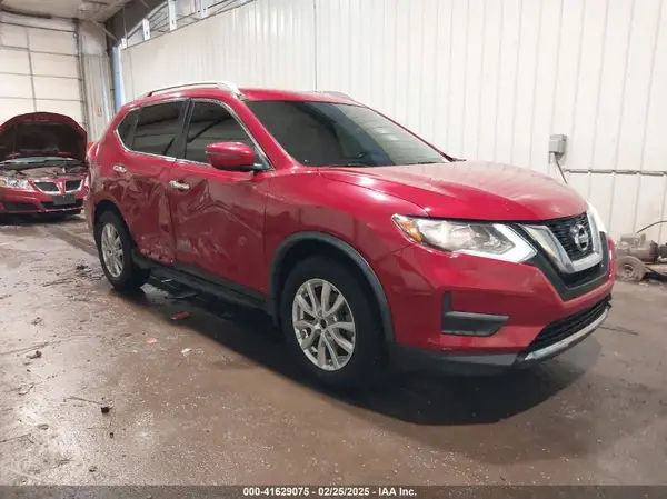 JN8AT2MT8HW383680 2017 NISSAN ROGUE - Image 1