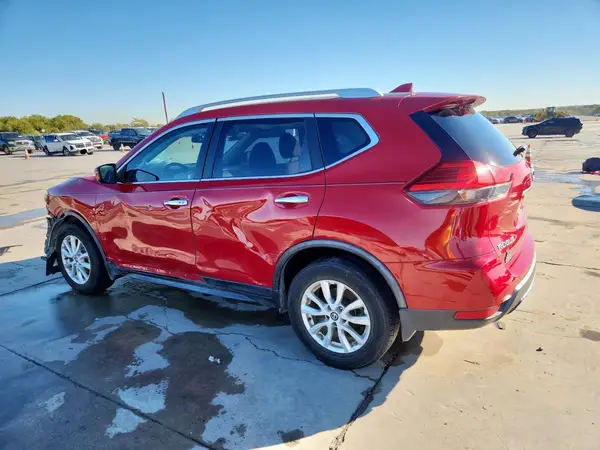 JN8AT2MT8HW385994 2017 NISSAN ROGUE - Image 2