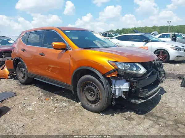 JN8AT2MT8HW390063 2017 NISSAN ROGUE - Image 1