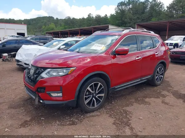 JN8AT2MT8HW394677 2017 NISSAN ROGUE - Image 2