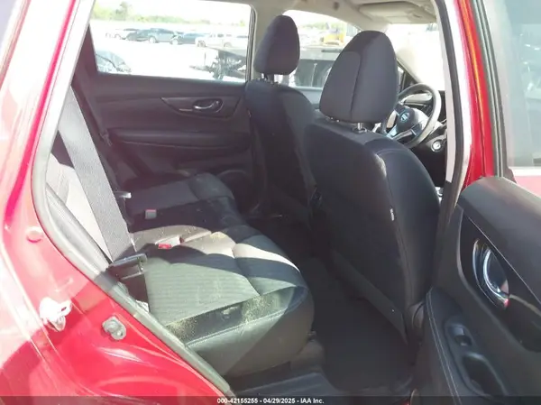 JN8AT2MT8HW395988 2017 NISSAN ROGUE - Image 8