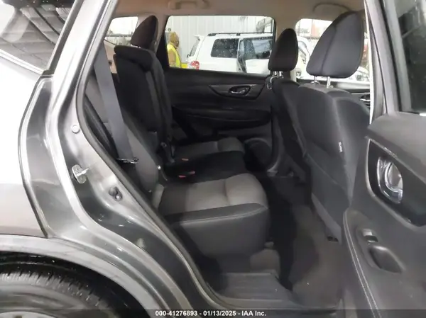 JN8AT2MT8HW398308 2017 NISSAN ROGUE - Image 8