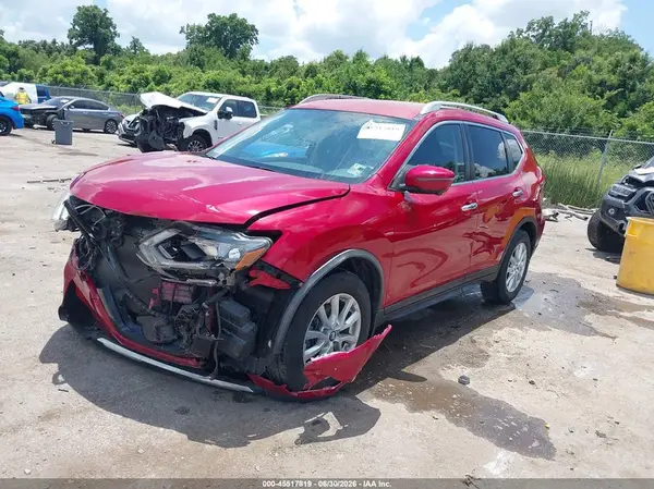 JN8AT2MT8HW402826 2017 NISSAN ROGUE - Image 2