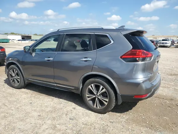 JN8AT2MT8HW403720 2017 NISSAN ROGUE - Image 2