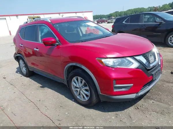 JN8AT2MT8HW404320 2017 NISSAN ROGUE - Image 1