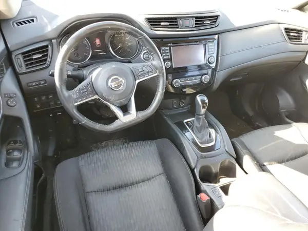 JN8AT2MT8HW404432 2017 NISSAN ROGUE - Image 8