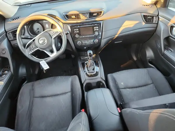 JN8AT2MT8HW405340 2017 NISSAN ROGUE - Image 8