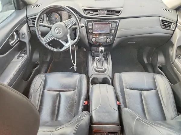 JN8AT2MT8HW405483 2017 NISSAN ROGUE - Image 8