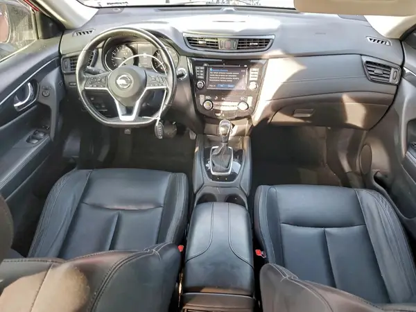JN8AT2MT8HW407055 2017 NISSAN ROGUE - Image 8
